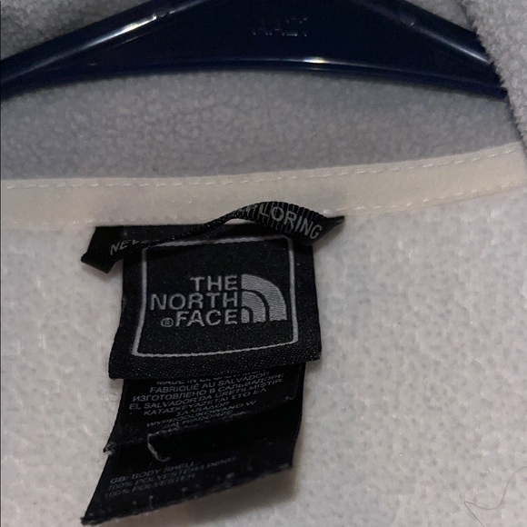 The North Face Women's White and Gray Fleece Jacket - Picture 2 of 4